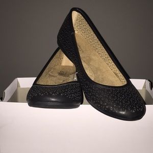 Black Ortholite flats